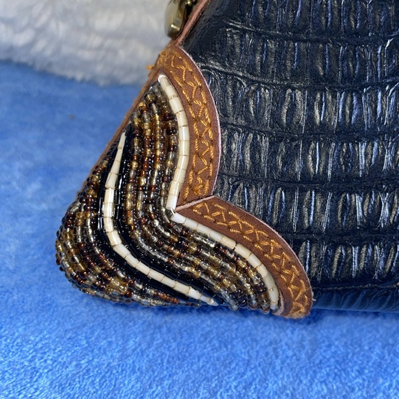 Vintage Beaded Leather Baguette Handbag. - Picture 4 of 9
